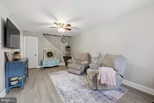 5200 Hilltop Dr, Brookhaven, PA 19015 - Photo 4