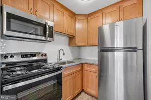 644 Maryland Ave, Prospect Park, PA 19076 - Photo 2