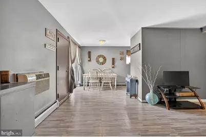 100 E Glenolden Avenue #O-1, Glenolden, PA 19036 - Photo 4