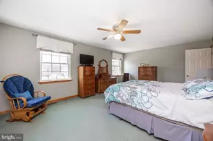 4008 Washington Dr, Upper Chichester, PA 19061 - Photo 26