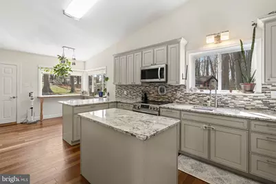 352 S New Middletown Road, Media, PA 19063 - Photo 8