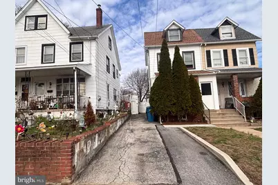 17 Walnut Street, Clifton Heights, PA 19018 - Photo 2