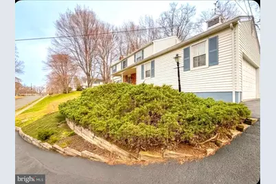 221 Foxcroft Road, Broomall, PA 19008 - Photo 48