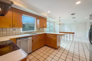 221 Foxcroft Rd, Broomall, PA 19008 - Photo 14