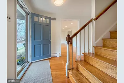 221 Foxcroft Road, Broomall, PA 19008 - Photo 6