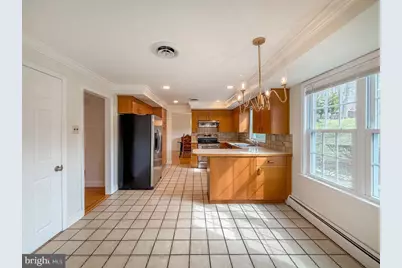 221 Foxcroft Road, Broomall, PA 19008 - Photo 16