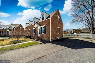 711 7th Ave Cir, Swarthmore, PA 19081 - Photo 2