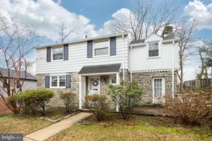 8 Pilgrim Ln, Drexel Hill, PA 19026 - Photo 1