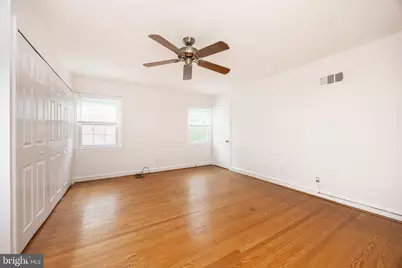 8 Pilgrim Lane, Drexel Hill, PA 19026 - Photo 16