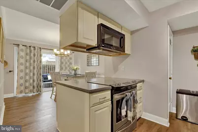 197 E Chelsea Circle, Newtown Square, PA 19073 - Photo 10