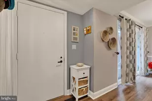 197 E Chelsea Cir, Newtown Square, PA 19073 - Photo 8