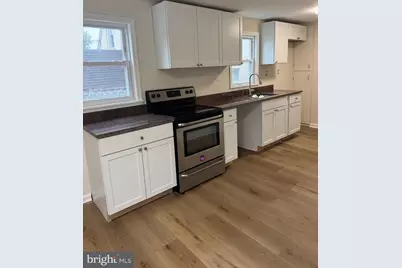 1511 E Darby Road, Havertown, PA 19083 - Photo 2