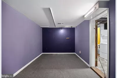 71 S Harwood Avenue, Upper Darby, PA 19082 - Photo 18
