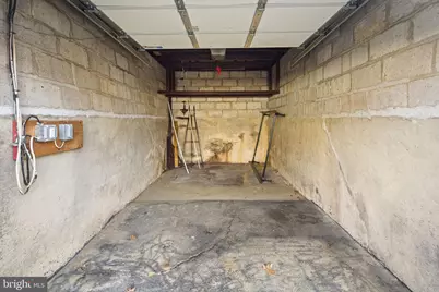 221 W Albemarle Avenue, Lansdowne, PA 19050 - Photo 22