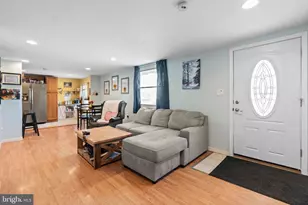 735 Westwood Ln, Aldan, PA 19018 - Photo 4