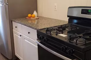 621 Magnolia Ave, Glenolden, PA 19036 - Photo 6