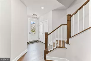 235 W Ponds Edge Dr, Media, PA 19063 - Photo 4