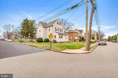 203 Fairview Road, Clifton Heights, PA 19018 - Photo 2