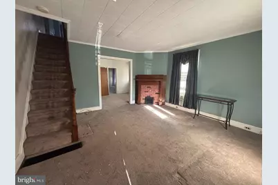 955 Ashland Avenue, Crum Lynne, PA 19022 - Photo 2