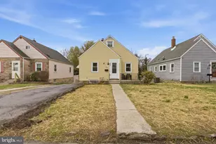 212 Mackenzie Ave, Prospect Park, PA 19076 - Photo 2