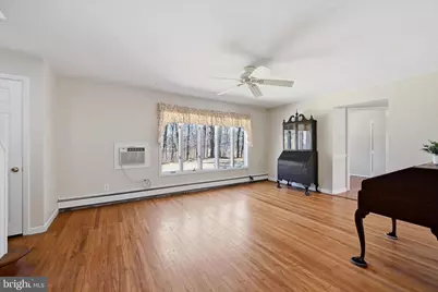 51 Rampart E, Media, PA 19063 - Photo 14