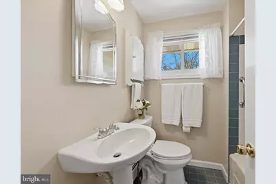 51 Rampart E, Media, PA 19063 - Photo 16