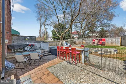 329 Holland Street, Crum Lynne, PA 19022 - Photo 2