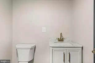 33 W Ardmore Ave, Havertown, PA 19083 - Photo 108