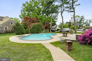 33 W Ardmore Ave, Havertown, PA 19083 - Photo 118