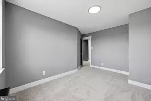 6866 Clover Ln, Upper Darby, PA 19082 - Photo 16