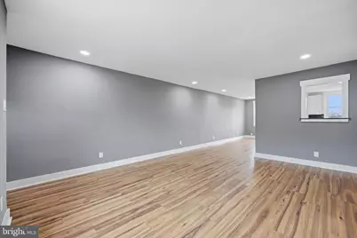 6866 Clover Lane, Upper Darby, PA 19082 - Photo 4