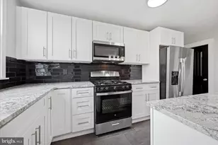 6866 Clover Ln, Upper Darby, PA 19082 - Photo 10