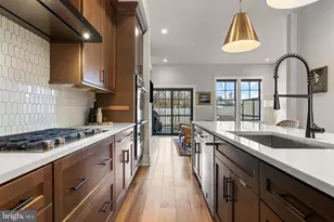 206 N Aberdeen Ave, Wayne, PA 19087 - Photo 2