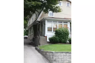 215 N Aberdeen Ave, Wayne, PA 19087 - Photo 1