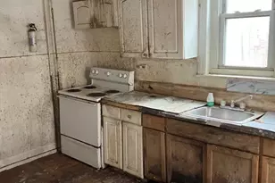 1233 Crosby St, Chester, PA 19013 - Photo 12