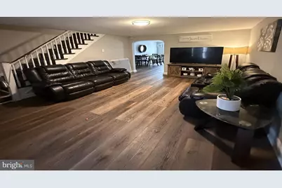 229 W 22nd Street, Chester, PA 19013 - Photo 2