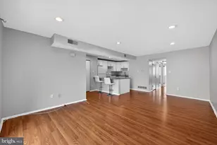 358 Saybrook Ln, Wallingford, PA 19086 - Photo 2