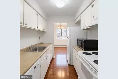 280 Bridgewater Road #J5, Brookhaven, PA 19015 - Photo 2