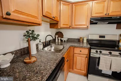 1227 Rainer Road, Brookhaven, PA 19015 - Photo 10