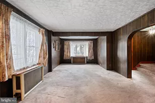 129 W Laughead Ave, Marcus Hook, PA 19061 - Photo 18