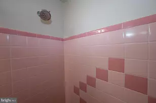 130 Ivy Ct, Upper Darby, PA 19082 - Photo 38