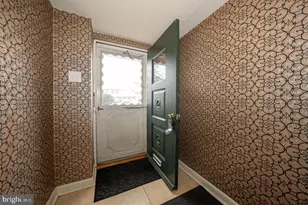 130 Ivy Ct, Upper Darby, PA 19082 - Photo 4