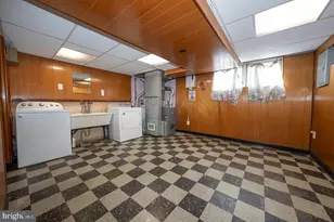 130 Ivy Ct, Upper Darby, PA 19082 - Photo 8