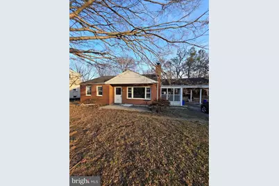 926 Green Lane, Secane, PA 19018 - Photo 1