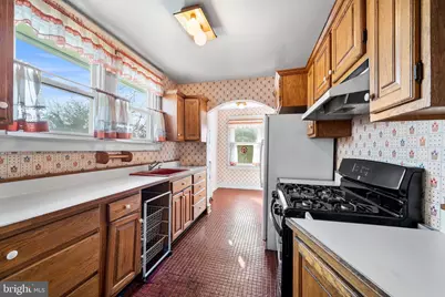 122 E Plumstead Avenue, Lansdowne, PA 19050 - Photo 14