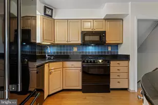 830 Lewis Ln, Bryn Mawr, PA 19010 - Photo 12