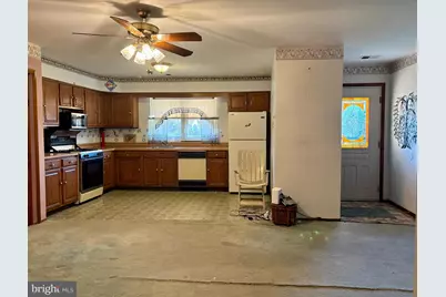 401 Marsden Avenue, Essington, PA 19029 - Photo 4