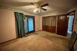 401 Marsden Ave, Essington, PA 19029 - Photo 6