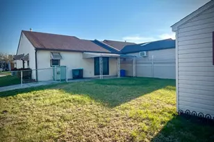 401 Marsden Ave, Essington, PA 19029 - Photo 14