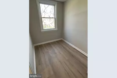 330 W 21st Street, Chester, PA 19013 - Photo 8